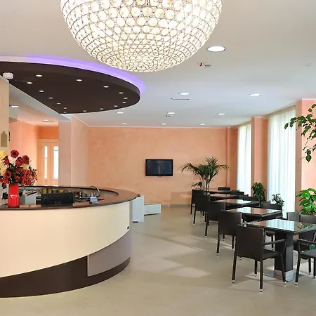Hotel Favorita Easy Stay B&B