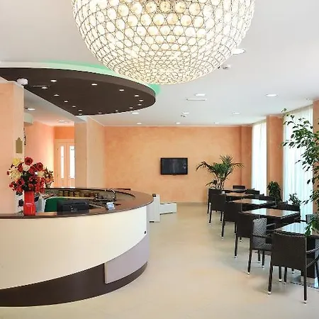 Hotel Favorita Easy Stay B&B