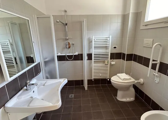 Favorita Easy Only Hotel 3*