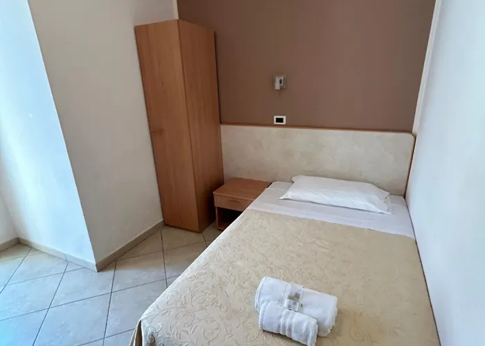 Ξενοδοχείο Favorita 3*