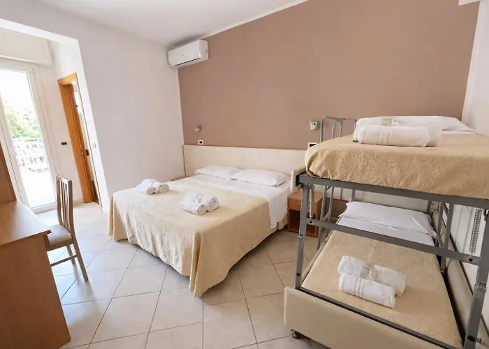 Szálloda Favorita Easy Only 3*