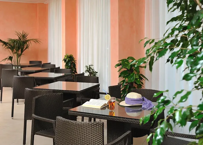 Favorita Easy Only Hotel 3*