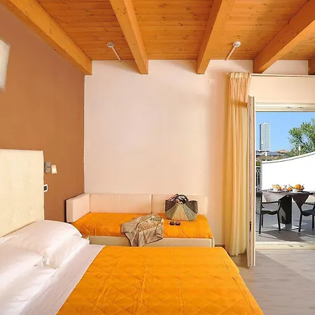 Hotel Favorita Cesenatico