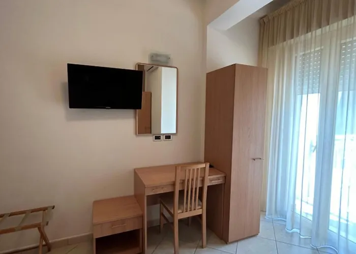 Szálloda Favorita Easy Only Cesenatico