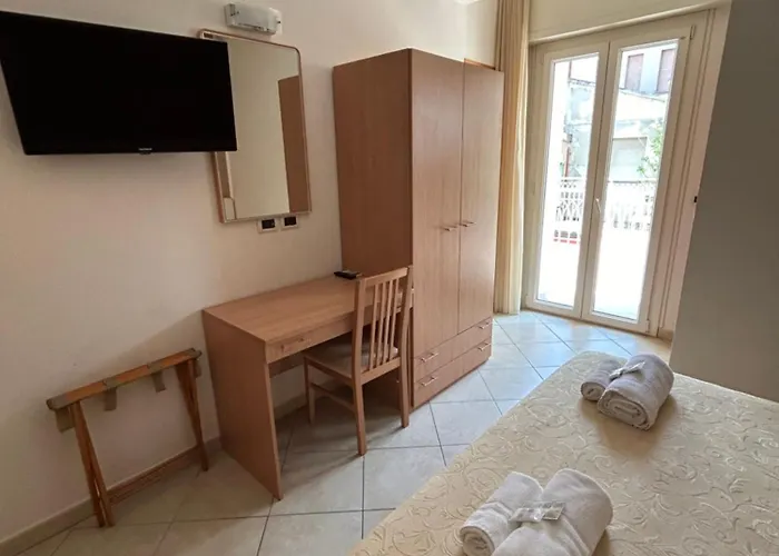 ホテル Favorita Easy Only