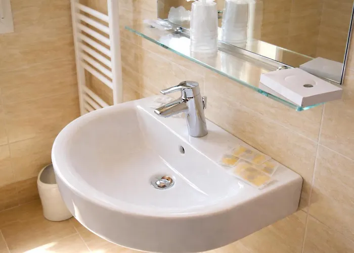 Favorita Easy Only ホテル チェゼナーティコ