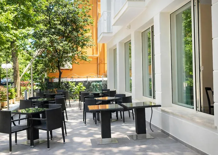 ホテル Favorita Easy Only