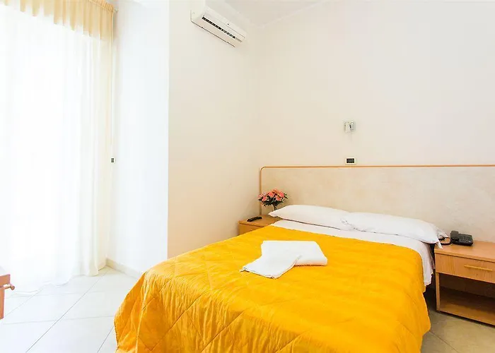 Favorita تْشيزيناتيكو